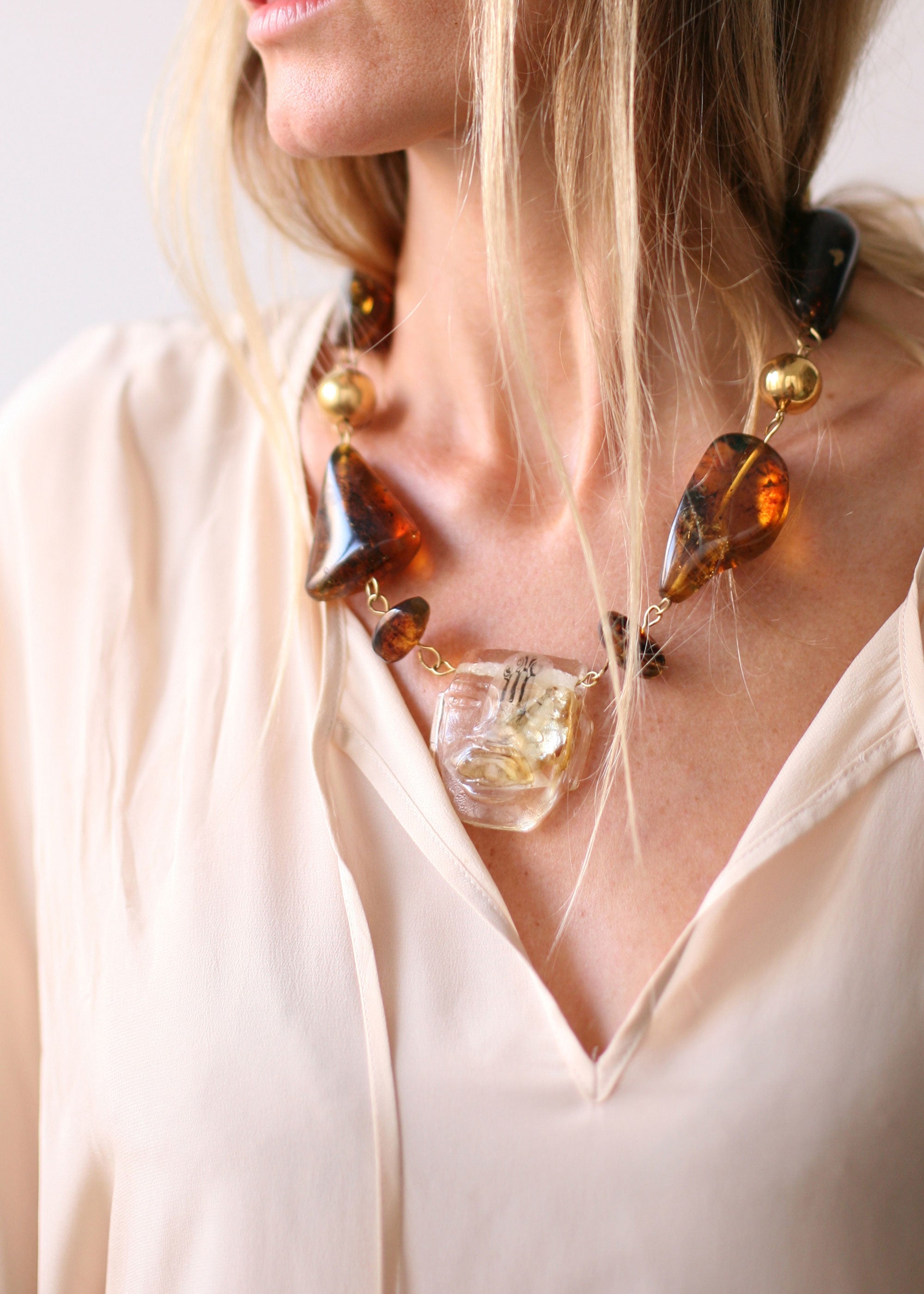 Maxi Ambar Necklace