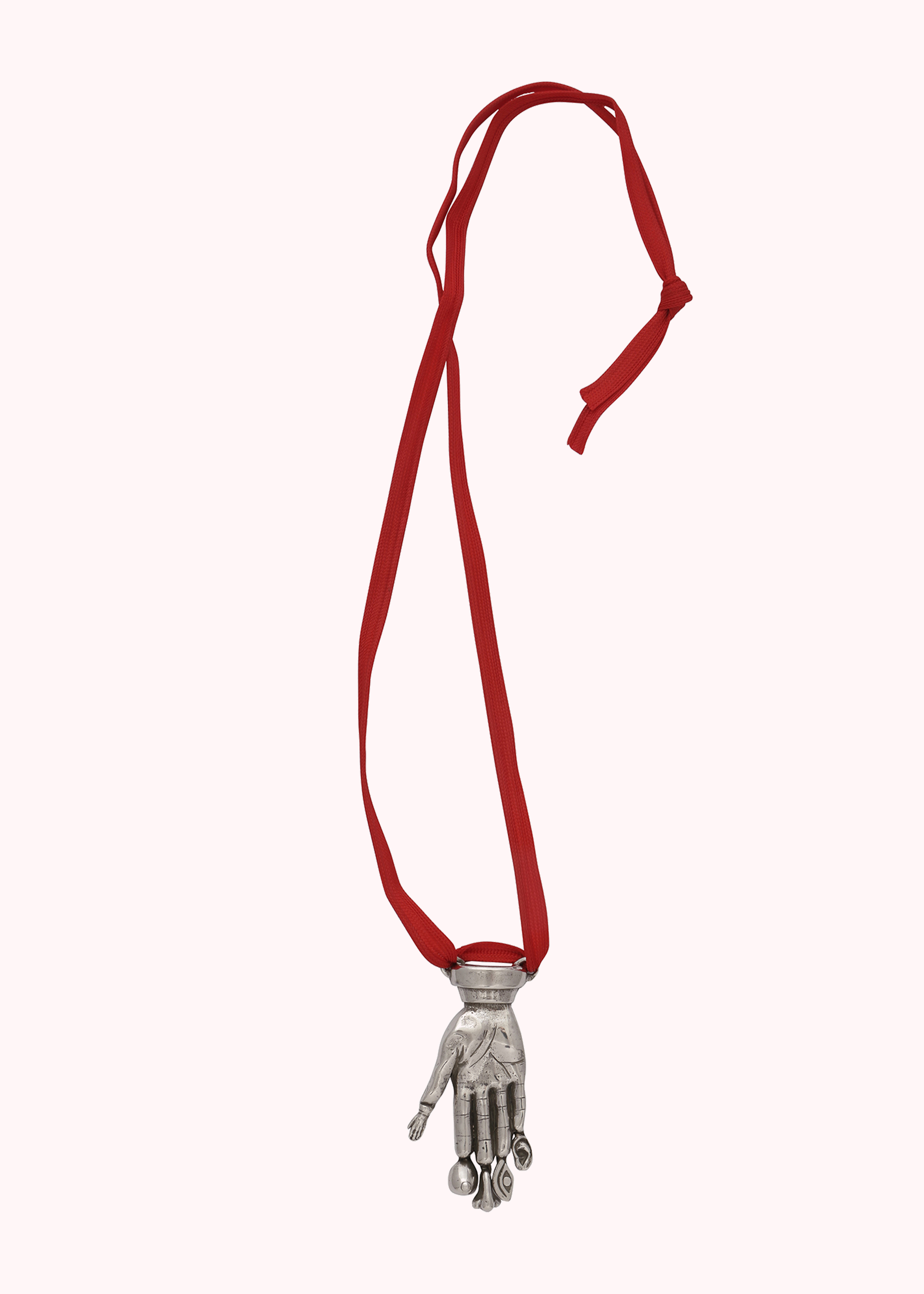 Mano Poderosa Simple Necklace
